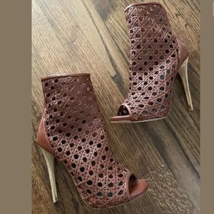 Pre Owned Giuseppe Zanotti Women’s Leather Bootie